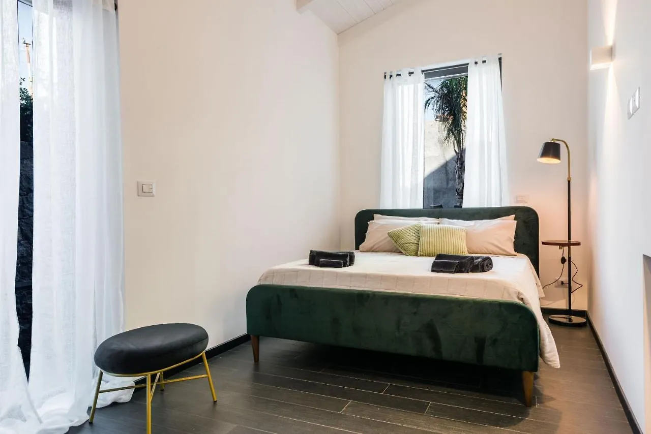 Leone Apartment With Garden By Wonderful Italy Catania
