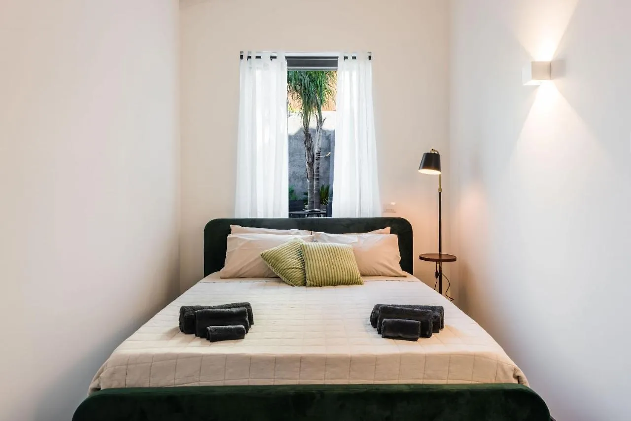 Leone Apartment With Garden By Wonderful Italy Catania